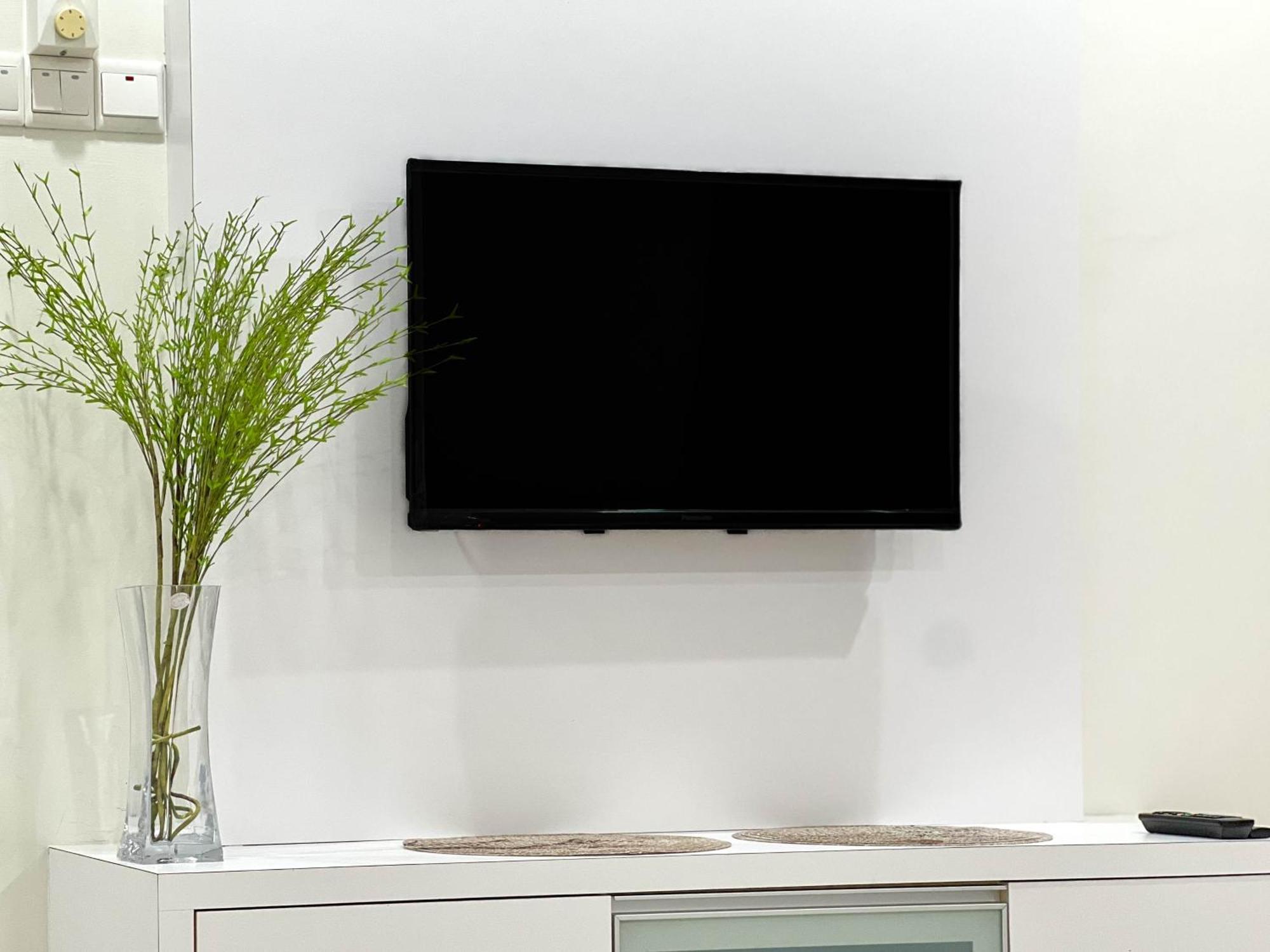 Modern Muji Home Retreat Near Taiping Lake Garden With Free Netflix Exterior photo